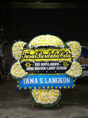 Papan Bunga Duka di Nias Barat